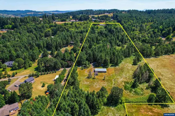 1848 Cochrane Ln, Dallas, OR 97338