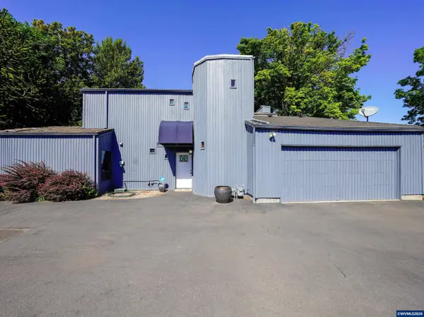 2613 Front St NE, Salem, OR 97301