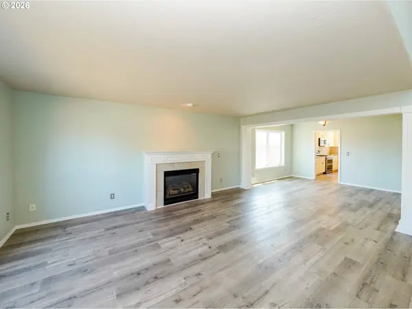 692 Burgundy AVE NE, Keizer, OR 97303