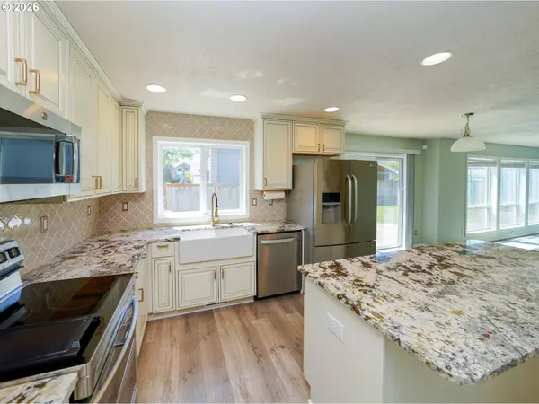 692 Burgundy AVE NE, Keizer, OR 97303