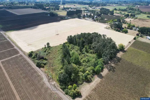 Oglesby Cir, Canby, OR 97013
