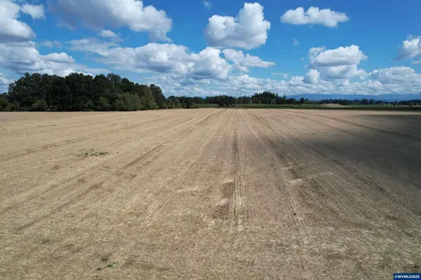 Oglesby Cir, Canby, OR 97013