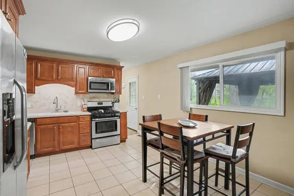 458 Berkshire AVE, Romeoville, IL 60446