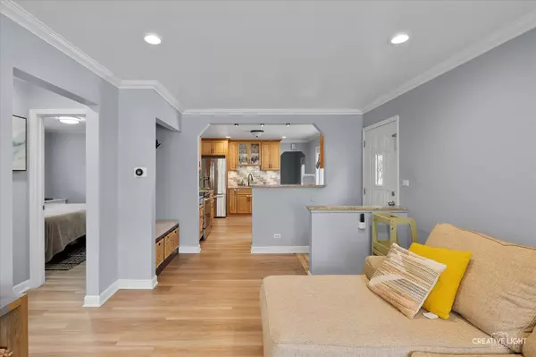 409 N Addison RD, Villa Park, IL 60181