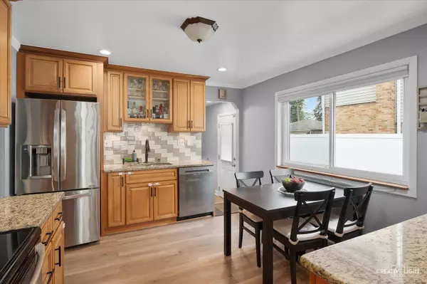 409 N Addison RD, Villa Park, IL 60181