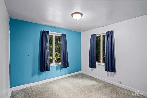 6937 97th ST, Chicago Ridge, IL 60415