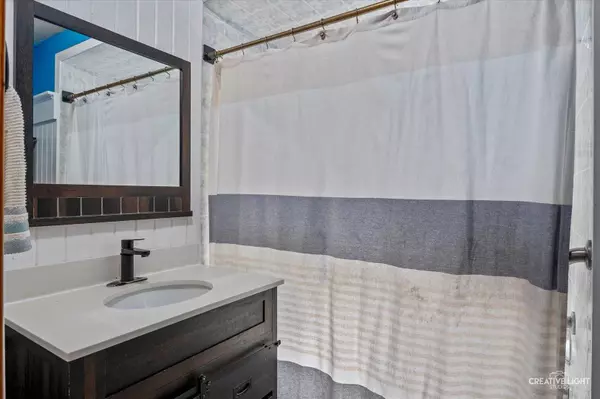 6937 97th ST, Chicago Ridge, IL 60415