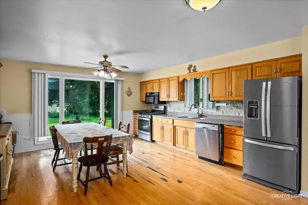 6937 97th ST, Chicago Ridge, IL 60415