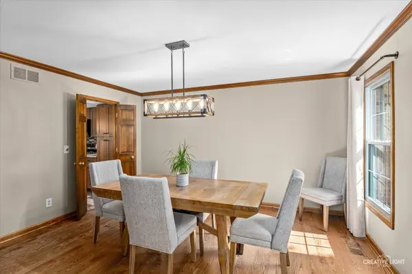 11 Hardwick CT, Sugar Grove, IL 60554