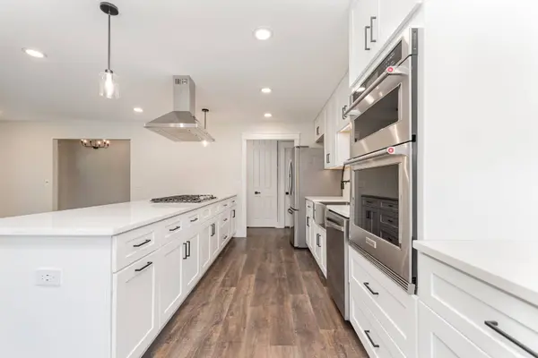 22 Sherwick RD, Oswego, IL 60543