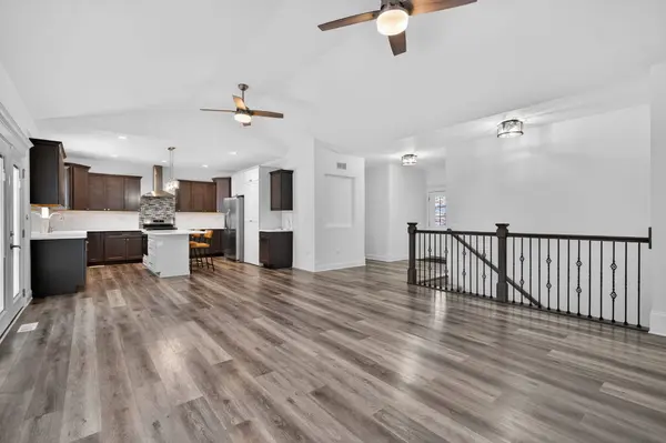 20929 Lakewoods Ln, Shorewood, IL 60404-0604