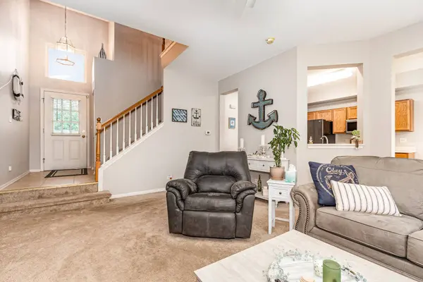 11825 S Ford CT, Plainfield, IL 60585