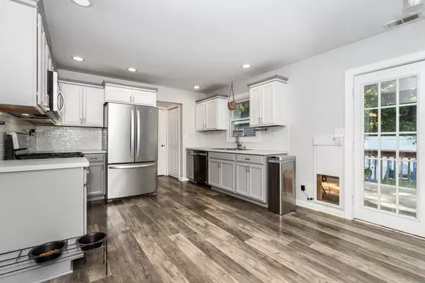 250 E 1st ST, Braidwood, IL 60408