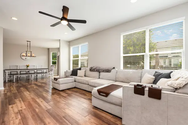 1306 Dauphin DR, Joliet, IL 60431