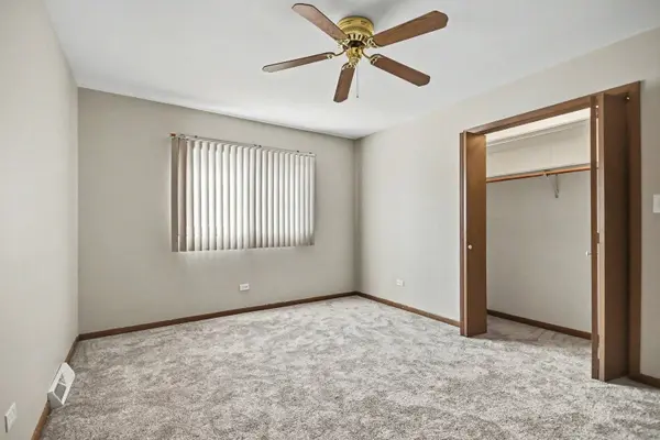 4029 N Grant ST, Westmont, IL 60559