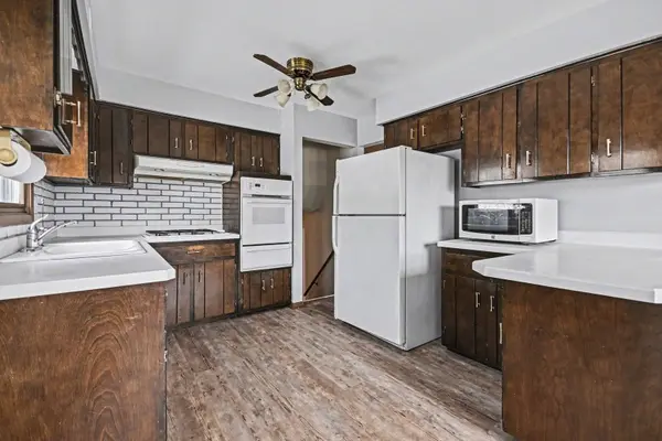 4029 N Grant ST, Westmont, IL 60559