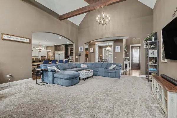 21433 S Wooded Cove DR, Elwood, IL 60421