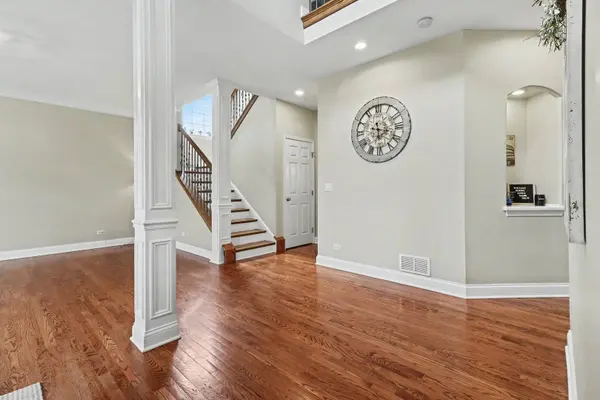 911 E Butterfield CIR, Shorewood, IL 60404