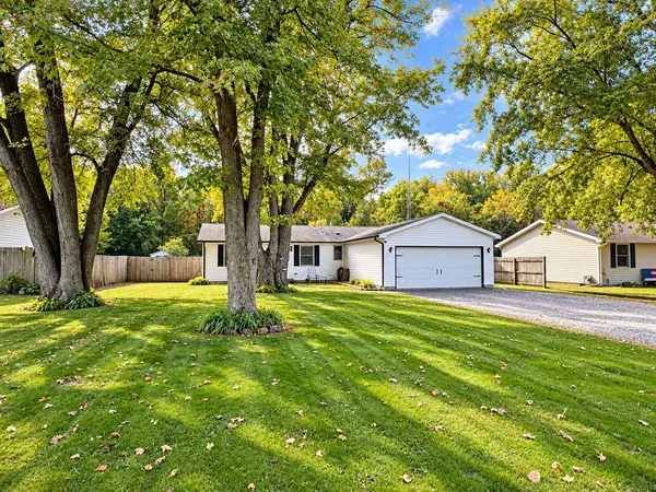 501 E Rose LN, Godley, IL 60407