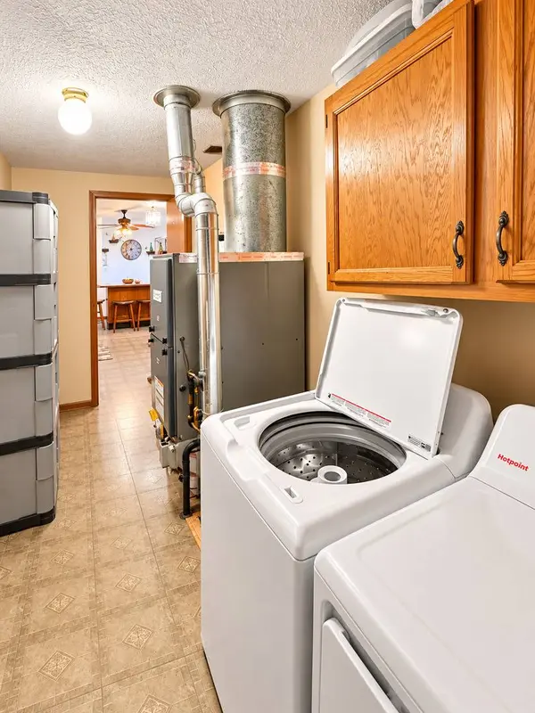 501 E Rose LN, Godley, IL 60407