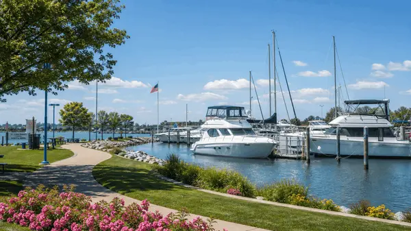 Moving to St. Clair Shores, MI: Discover Metro Detroit’s Lakefront Lifestyle
