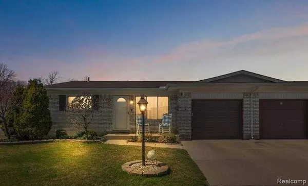 47445 LIZABETH Drive, Chesterfield Twp, MI 48047