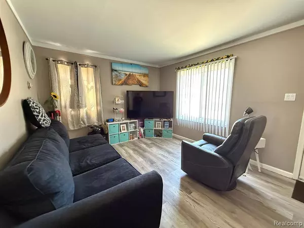 19590 GEORGIA Street, Roseville, MI 48066