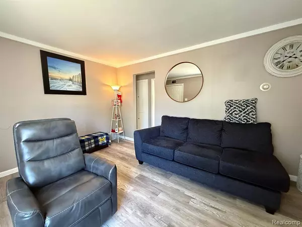 19590 GEORGIA Street, Roseville, MI 48066