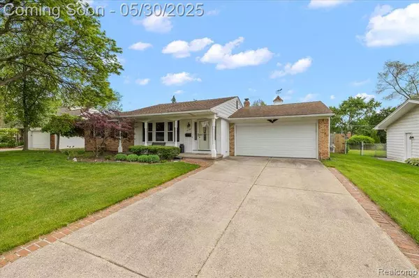 7188 Vicksburg Circle, Shelby Twp, MI 48317