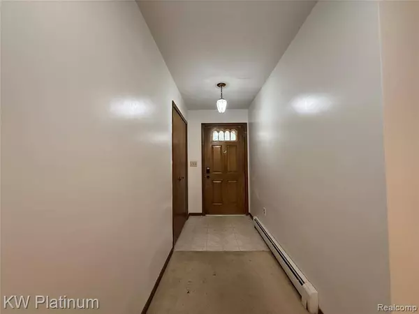 7275 Bluebill Street, Algonac, MI 48001