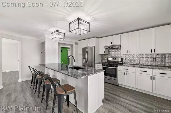 39365 Memory Lane, Harrison Twp, MI 48045