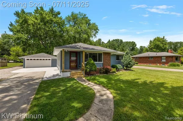 39365 Memory Lane, Harrison Twp, MI 48045