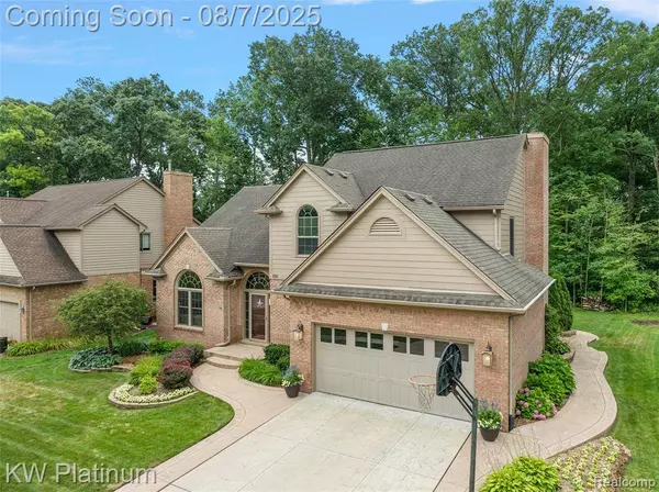 691 Lake Ridge Road, Rochester Hills, MI 48307