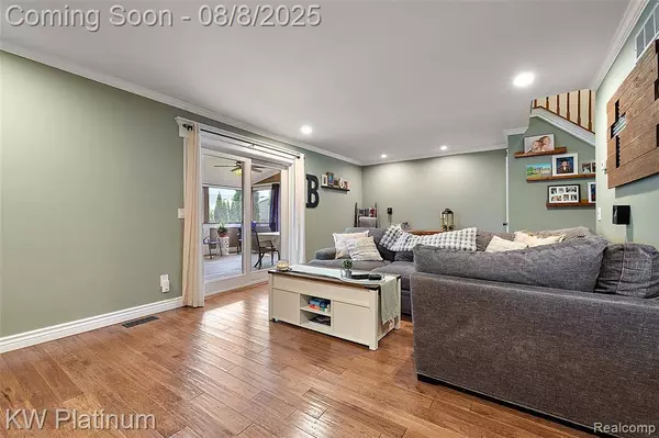 25540 Norvell Street, Chesterfield Twp, MI 48051