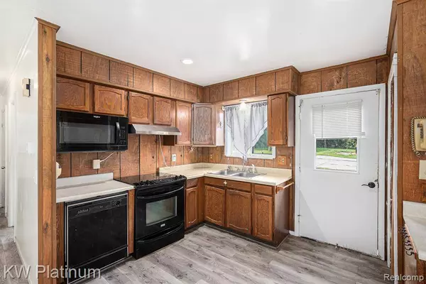 2593 Brown Road, Watertown Twp, MI 48746