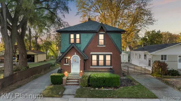 21067 Albany Avenue, Warren, MI 48091