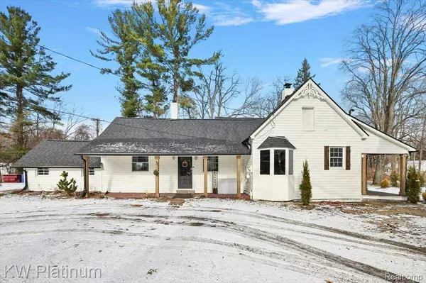 8658 Marsh RD, Clay, MI 48001