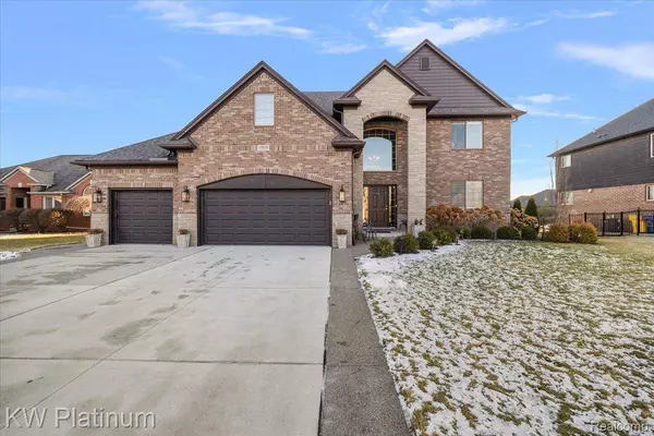 35910 Glenville DR, New Baltimore, MI 48047