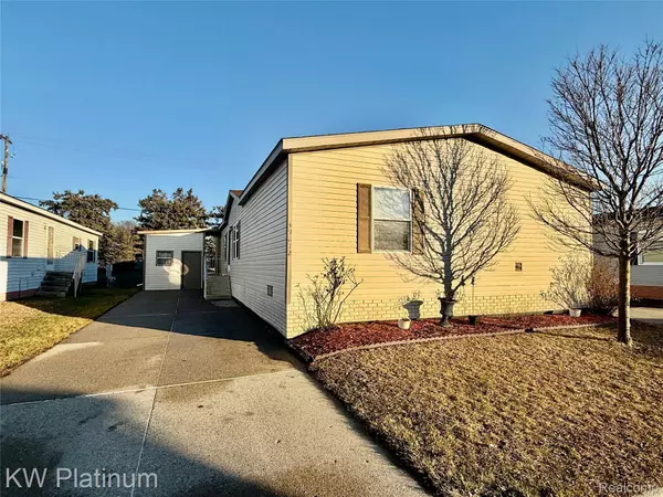 49872 Teton, Shelby Twp, MI 48315