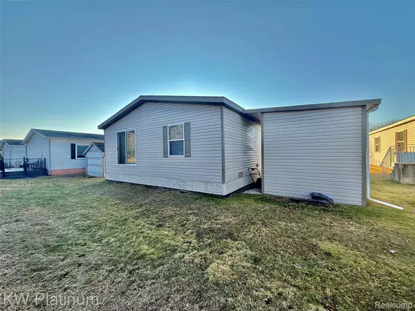 49872 Teton, Shelby Twp, MI 48315