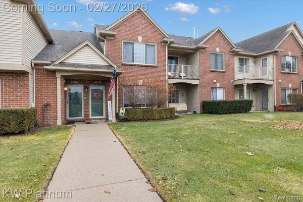 45519 Hidden View CT, Utica, MI 48315