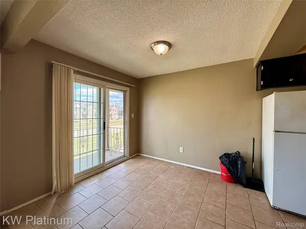 8214 24 Mile RD, Shelby Charter Township, MI 48316