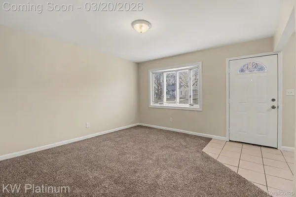 12416 Vernon AVE, Warren, MI 48089