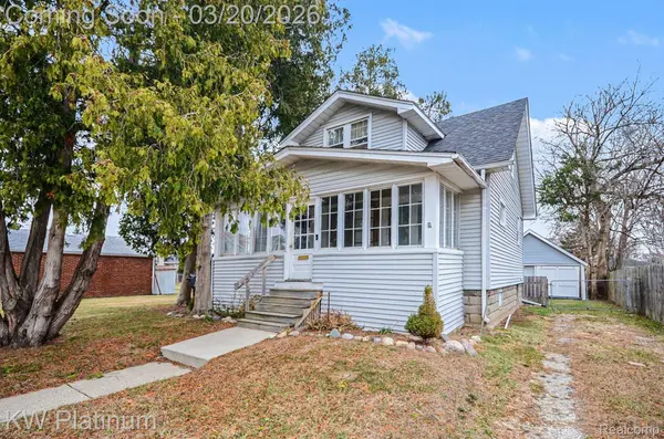 25886 Hoffmeyer ST, Roseville, MI 48066