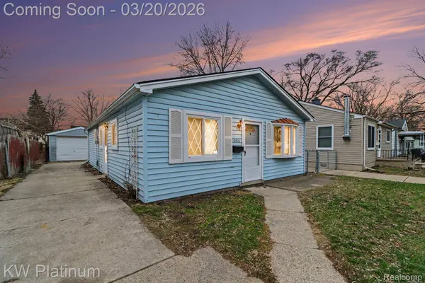 12416 Vernon AVE, Warren, MI 48089