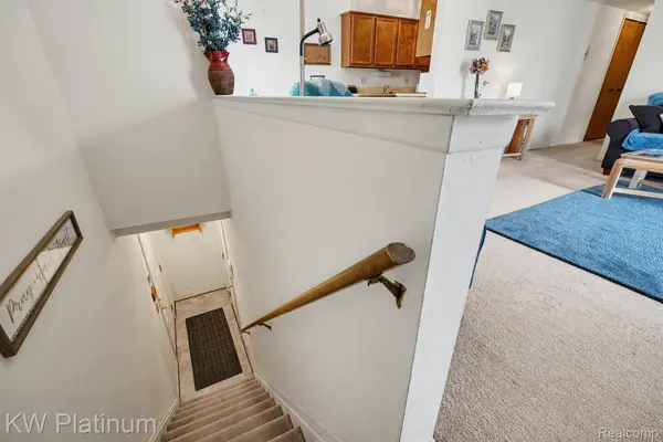 44566 N Bunker Hill DR #100, Clinton Charter Township, MI 48038