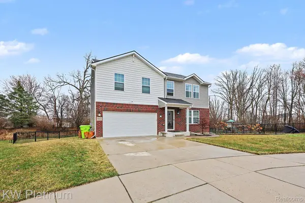 58612 Virginia CIR, New Haven Village, MI 48048