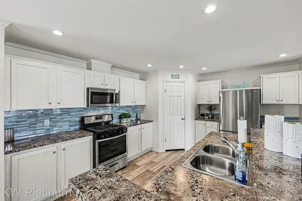 57512 Mill Point RD, Lenoxtownship_macomb, MI 48048