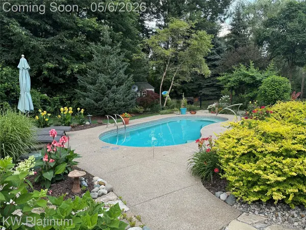 16475 Haverhill DR, Macombtownship_macomb, MI 48044