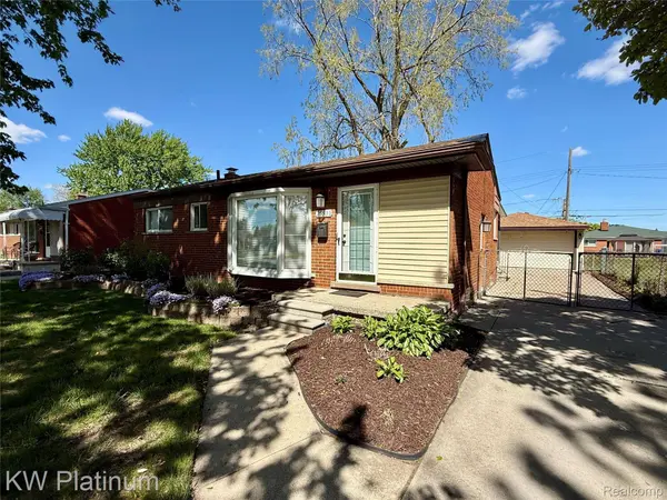 25530 Marilyn AVE, Warren, MI 48089